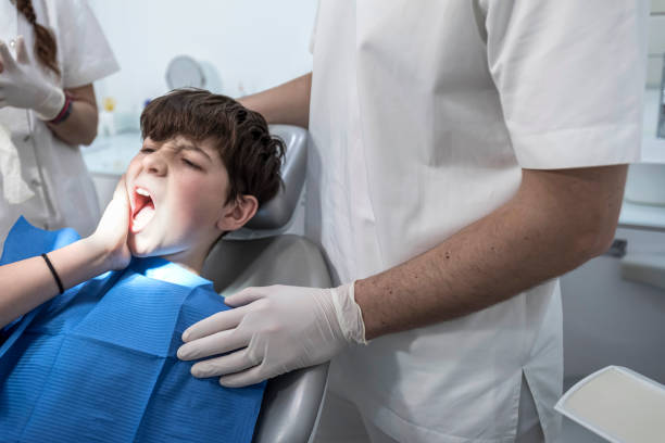 Best Broken or Cracked Tooth Emergency Dentist in Dravosburg, PA